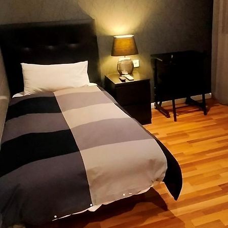 Single Rooms Madrid Exterior foto