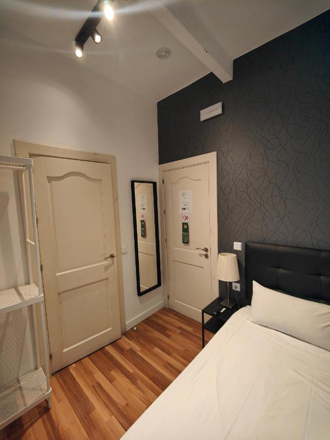 Single Rooms Madrid Exterior foto